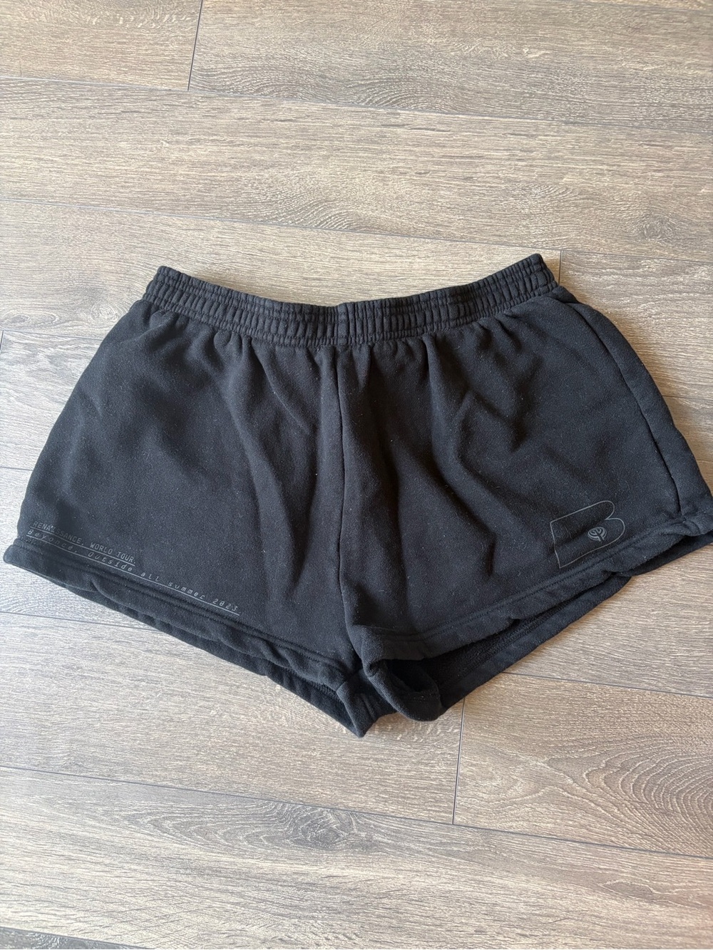 Beyonce 2023 Renaissance Tour Sweatshorts - Official Tour Merch - XL